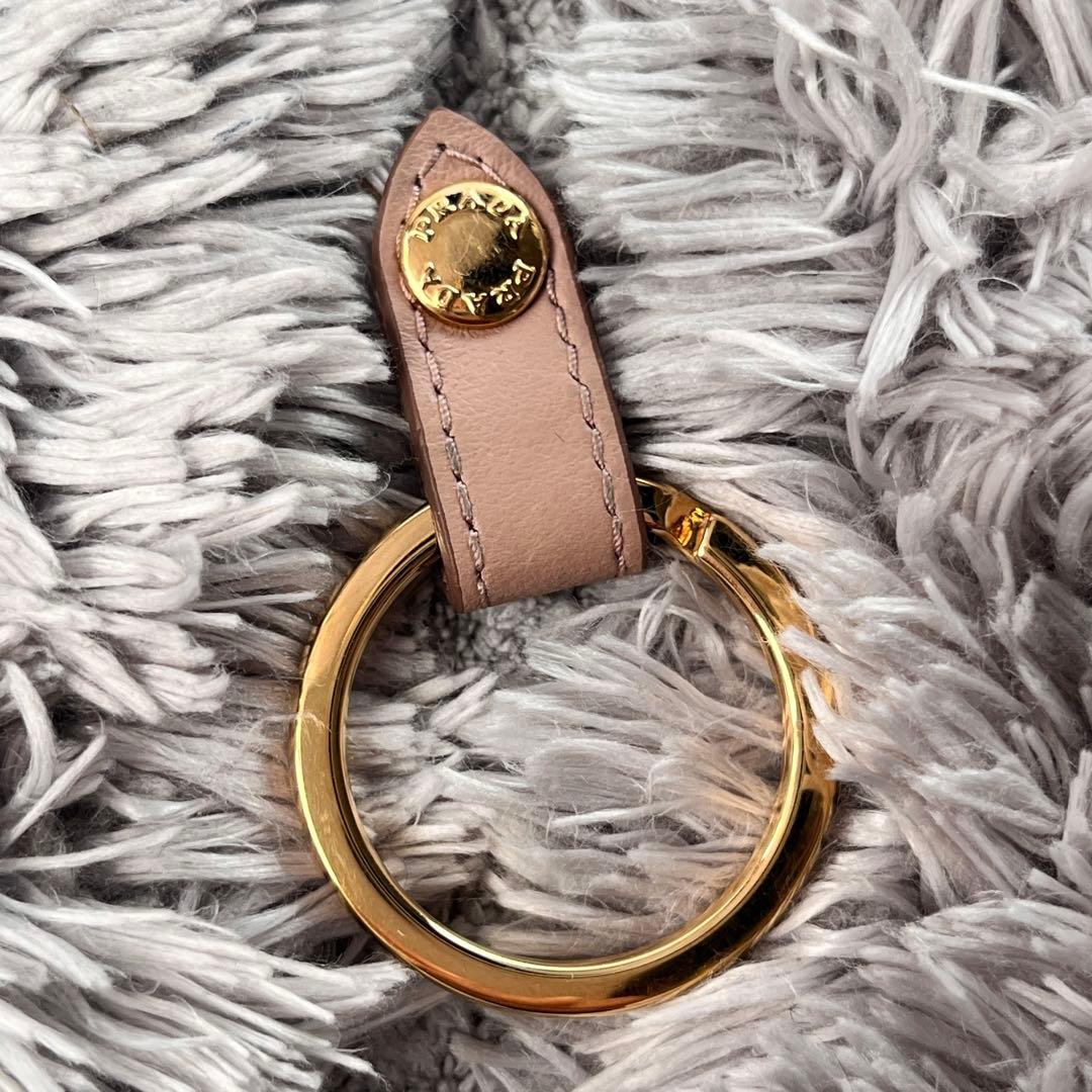 美品✨PRADA ミニフィオッコ　キーケース　4連　キーリング　バイカラー