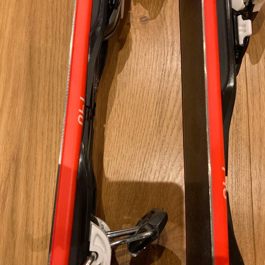 専用　ジュニアロシニョールのスキー板とストックのセット