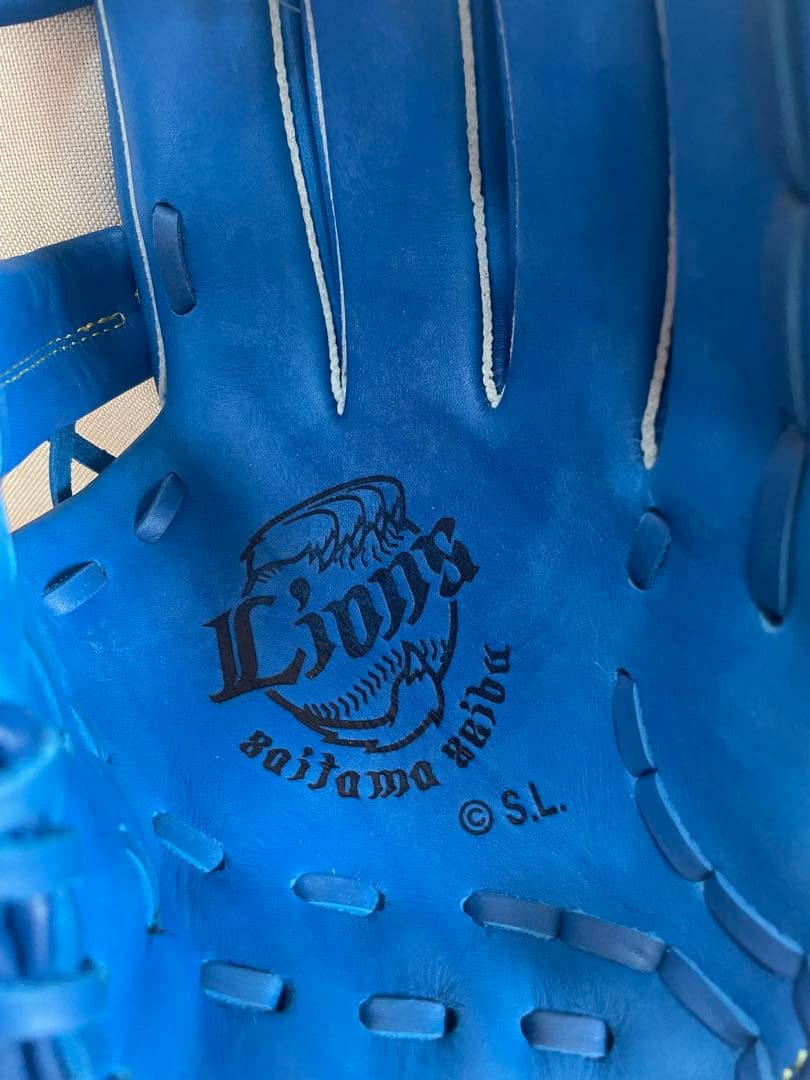 新品　非売品　ライオンズ少年軟式用グローブ
