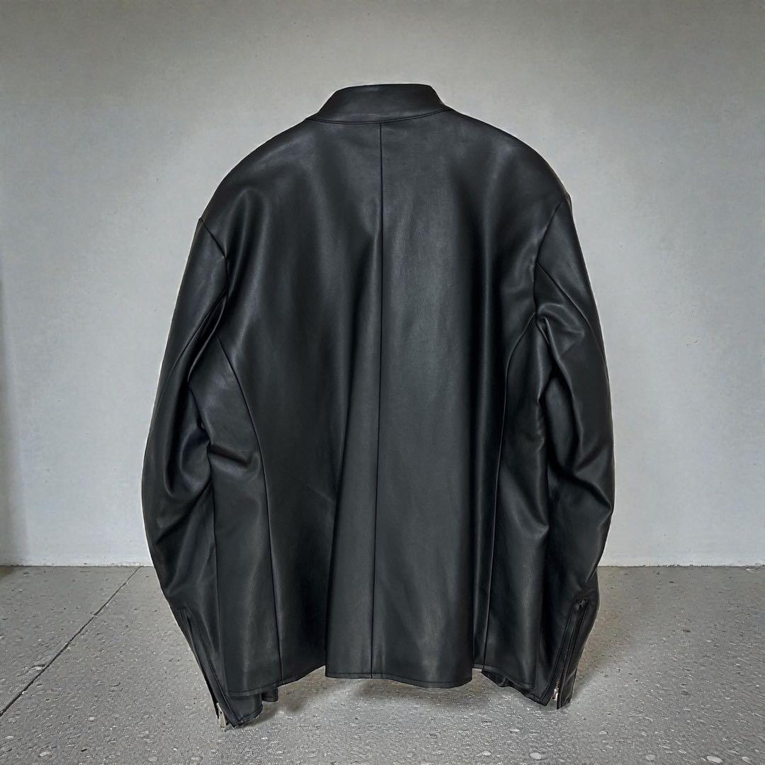 SHIPSブラックレザー　シングルライダースジャケット シンセティックレザー
