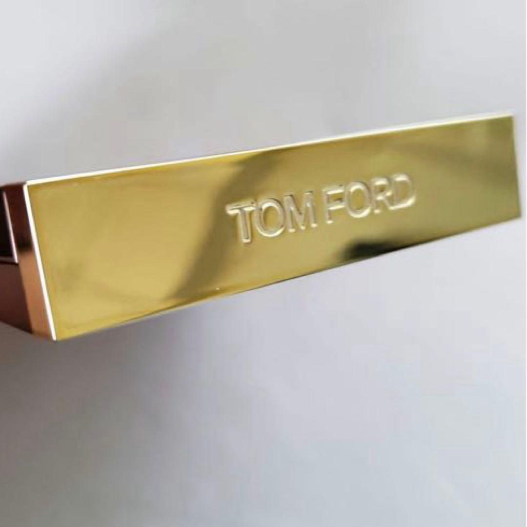 TomFord Beauty アイシャドウパレット 04A サスピション