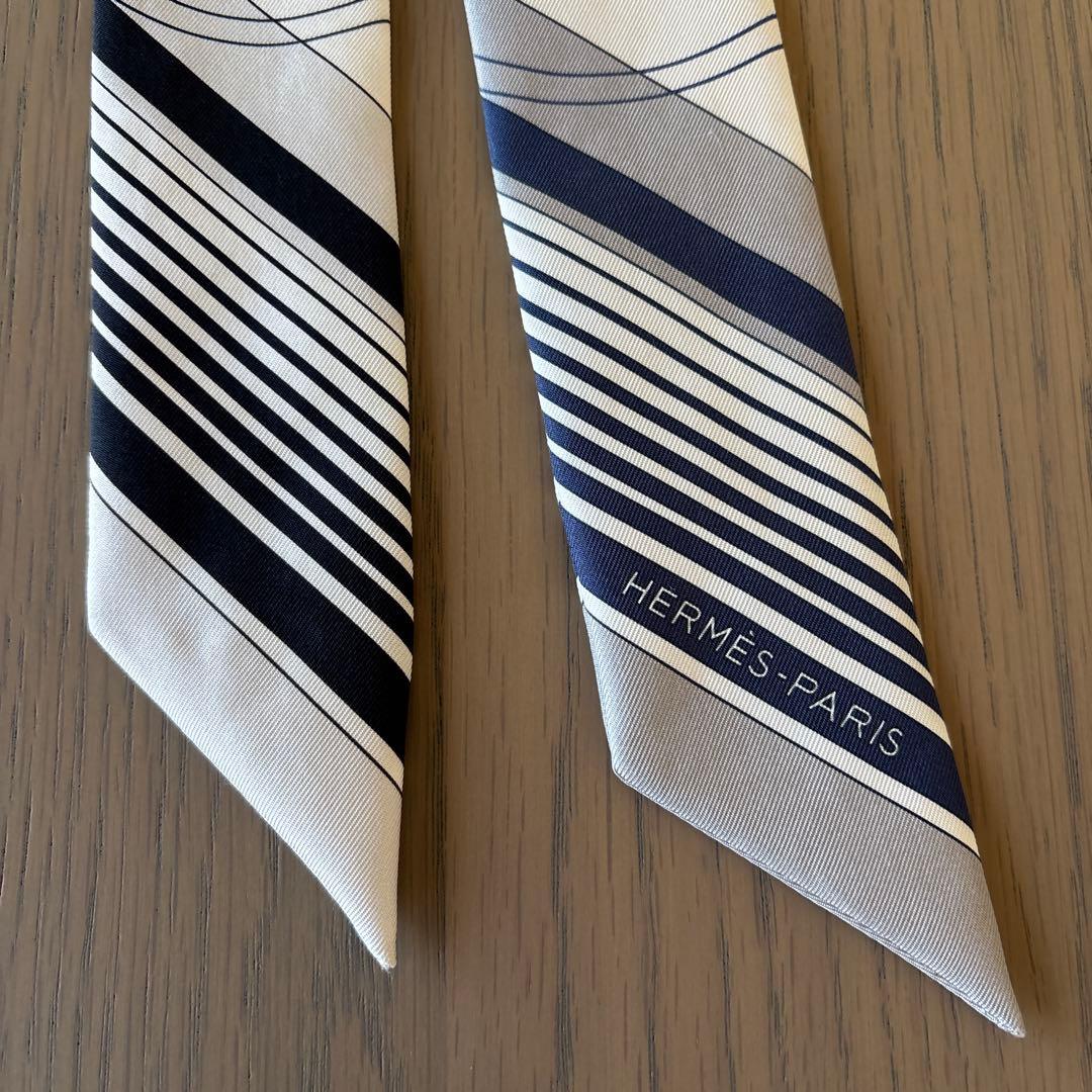 エルメス　ツイリー　シルクスカーフ　エクスリブリス