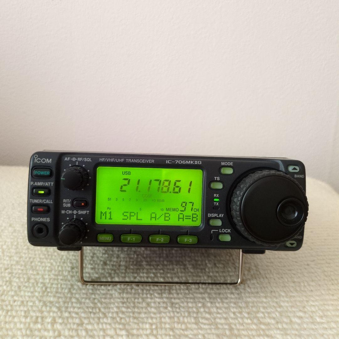 アマチュア無線機　ＩＣ-７０６ＭＫ２Ｇ