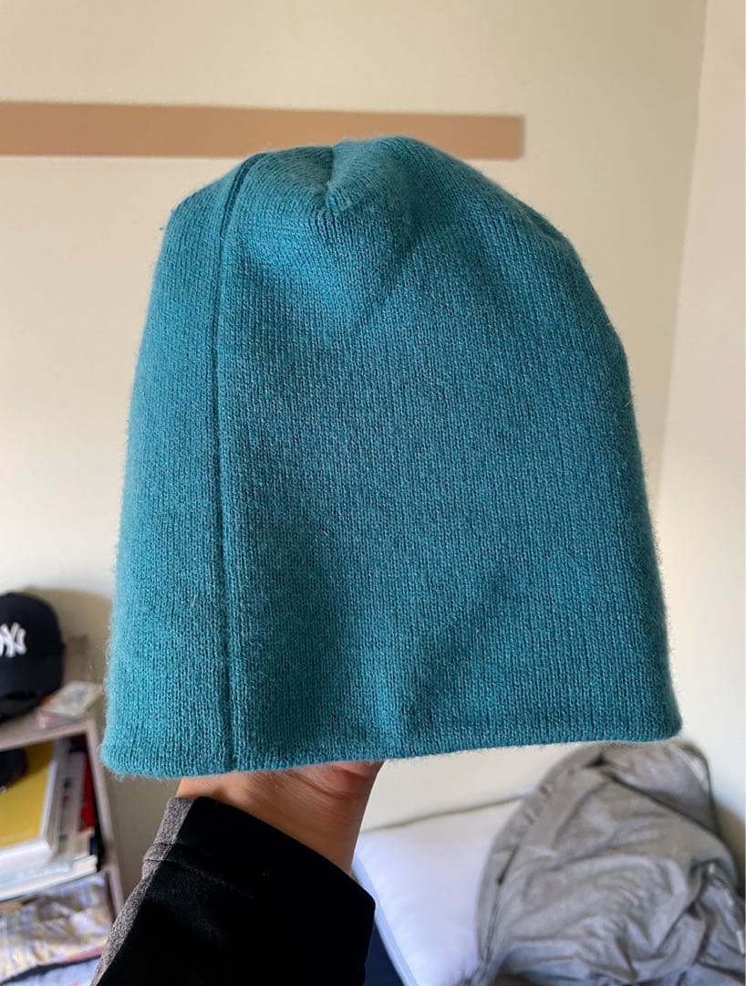 Stussy skullcap ルセラフィム　チェウォン着用 ビーニー