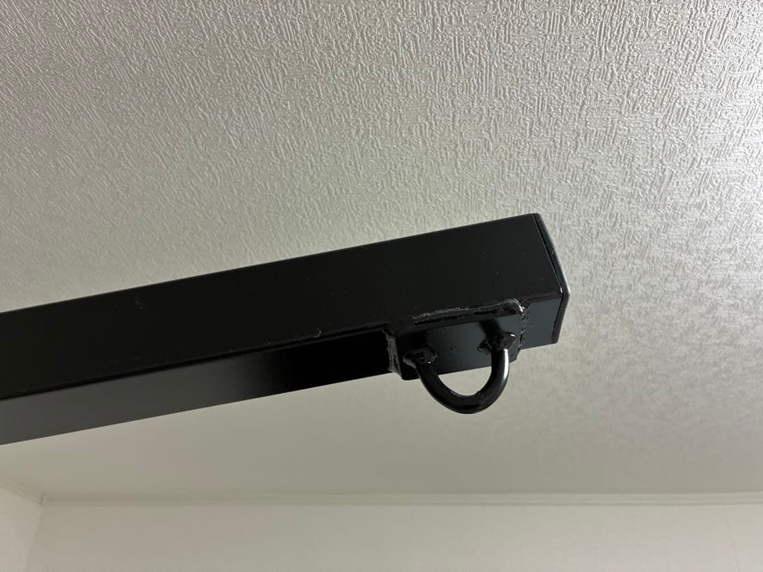 吊り下げ式サンドバッグスタンド
