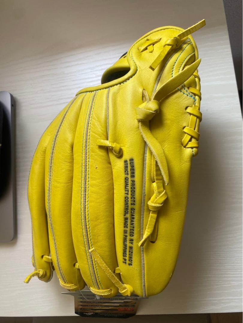新品　ミズノ　セレクト9 グローブ