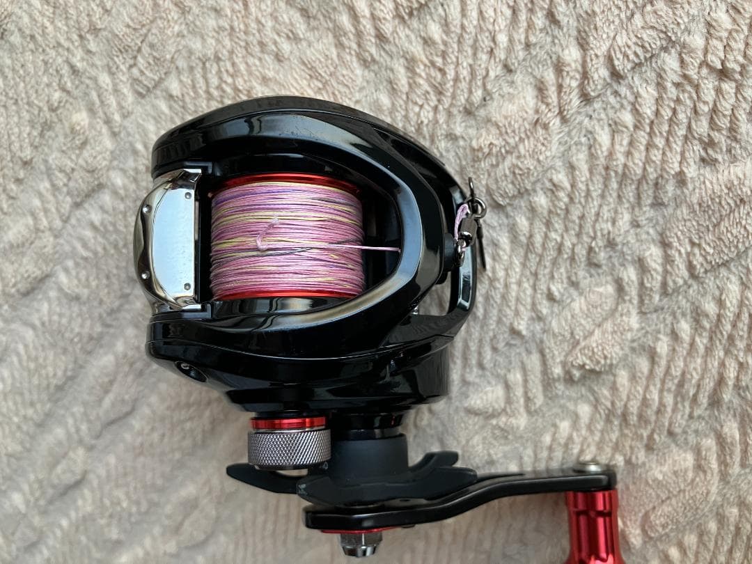 DAIWA ダイワ FUNE XT ベイトリール 赤スプール