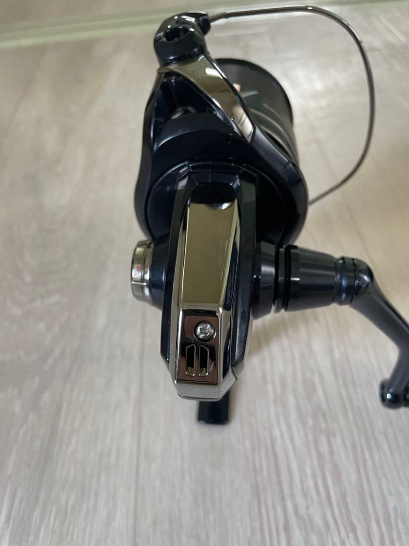 SHIMANO 24STRADIC SW 6000HG スピニングリール