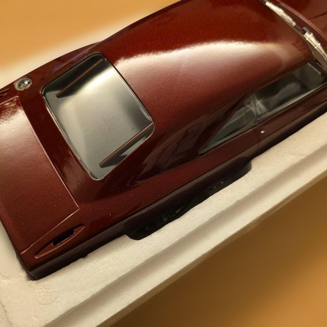 ミニカー 1/18 1969 Dodge Charger Daytona Custom