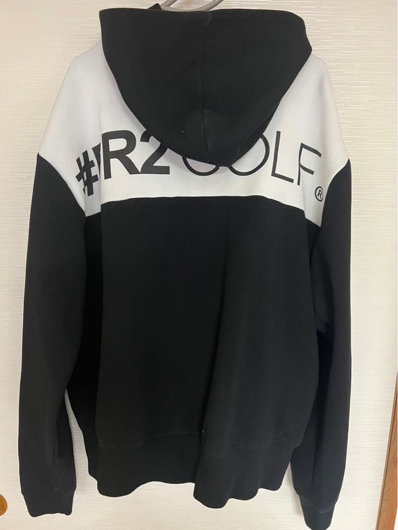 FR2 ゴルフ フルジップフーディ 白黒