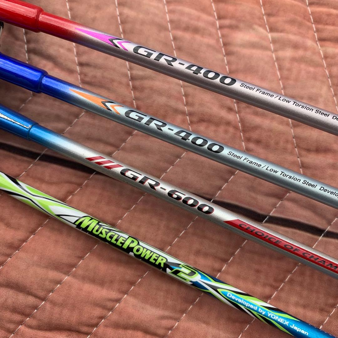 YONEX バドミントンラケット　まとめて４本