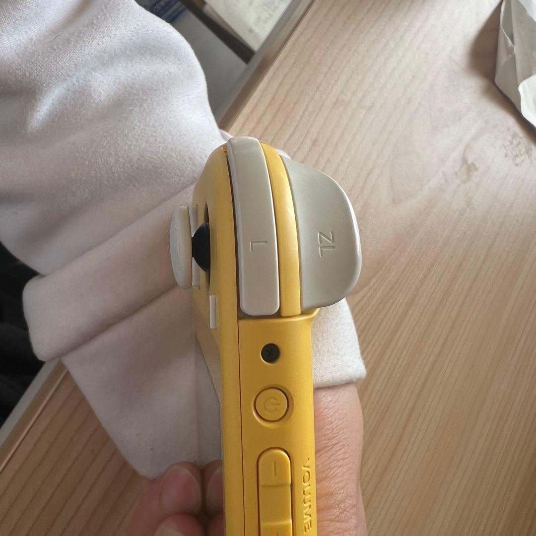 Nintendo Switch Lite イエロー 本体のみ