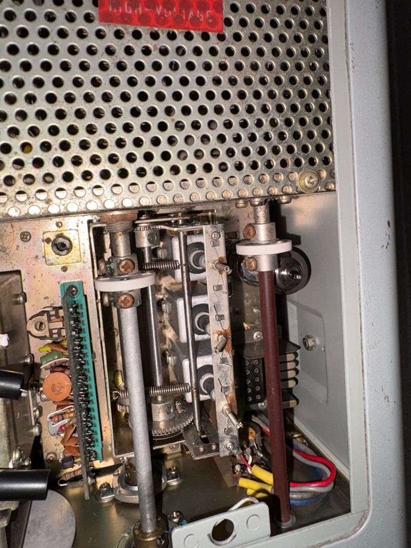②ヤエス　YAESU FT-101ES