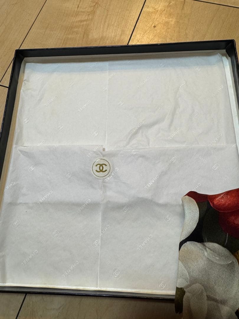 未使用保管品 CHANEL シャネル シルクスカーフ カメリア 花柄 箱付