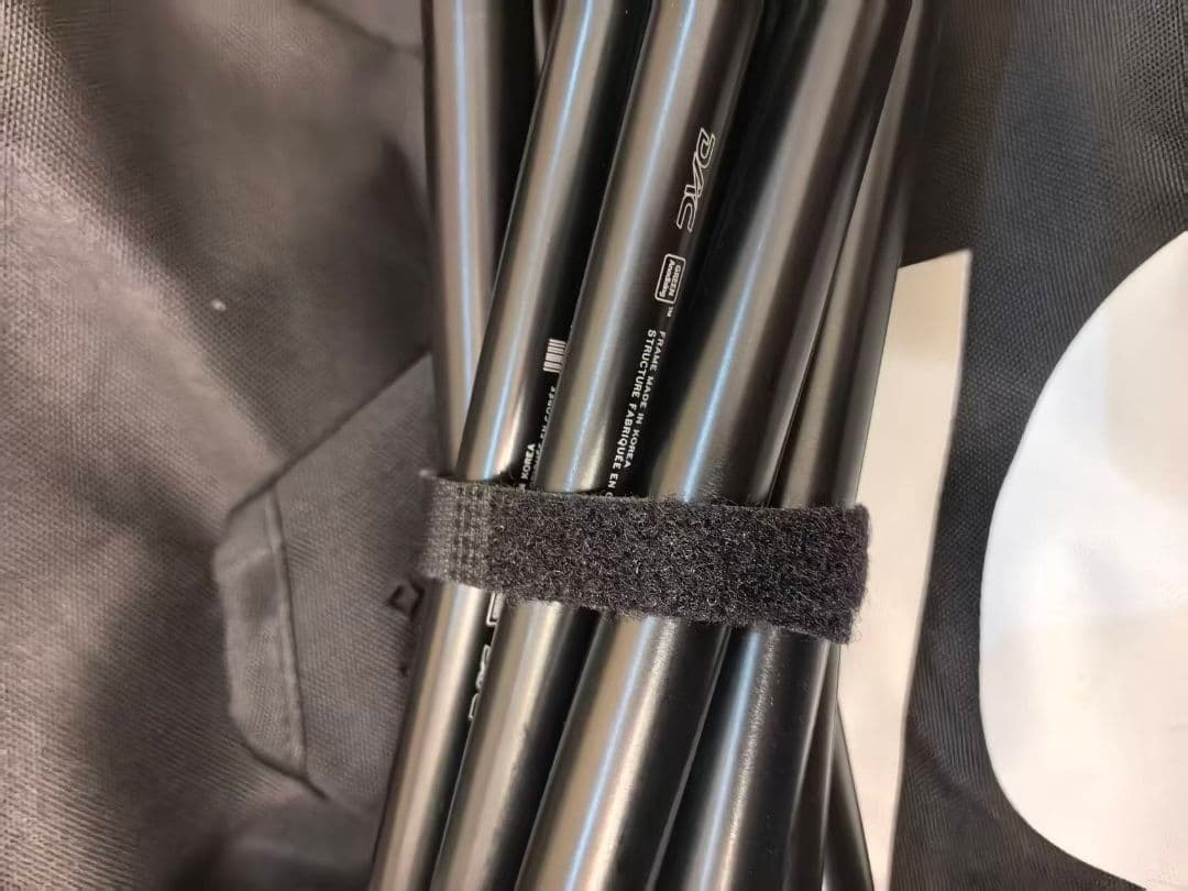 美品F.C.Real Bristol Helinox アウトドアチェア小さな椅子