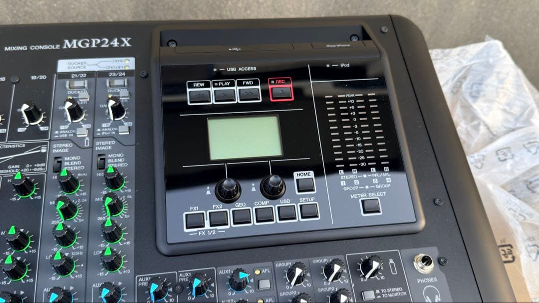 【極美品】YAMAHA ヤマハ MGP24X 24chアナログミキサー
