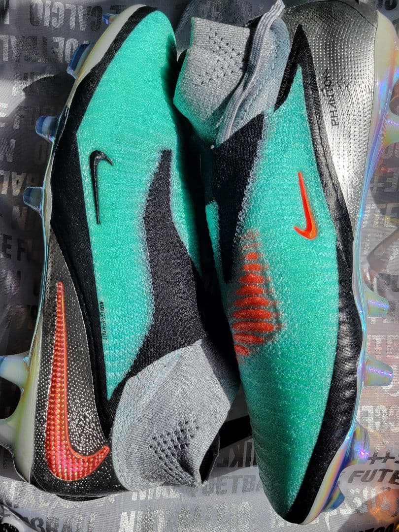NIKE ファントム 6 HIGH エリート LE FG