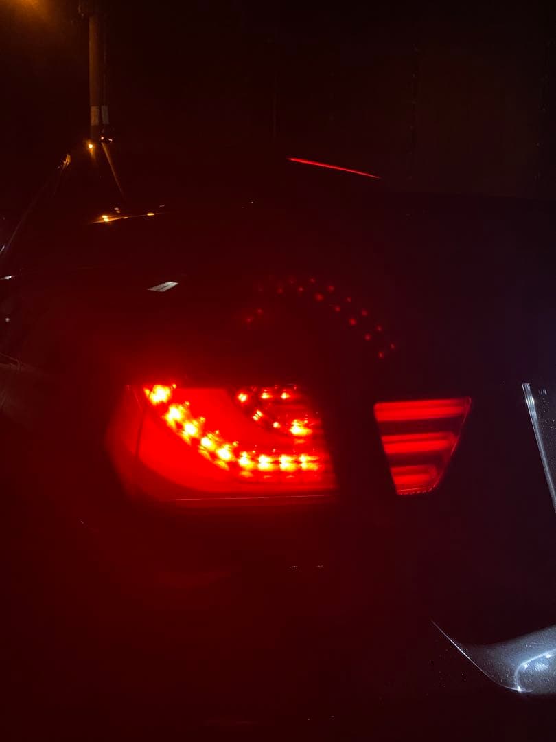 RELIABLE JAPAN BMW3シリーズ E90前期用LEDテール 中古品