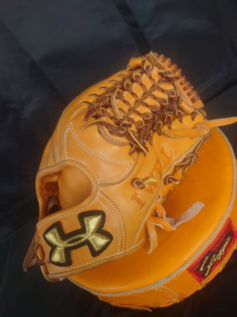 Under Armour 硬式内野手用グローブ　松田　宣浩モデル