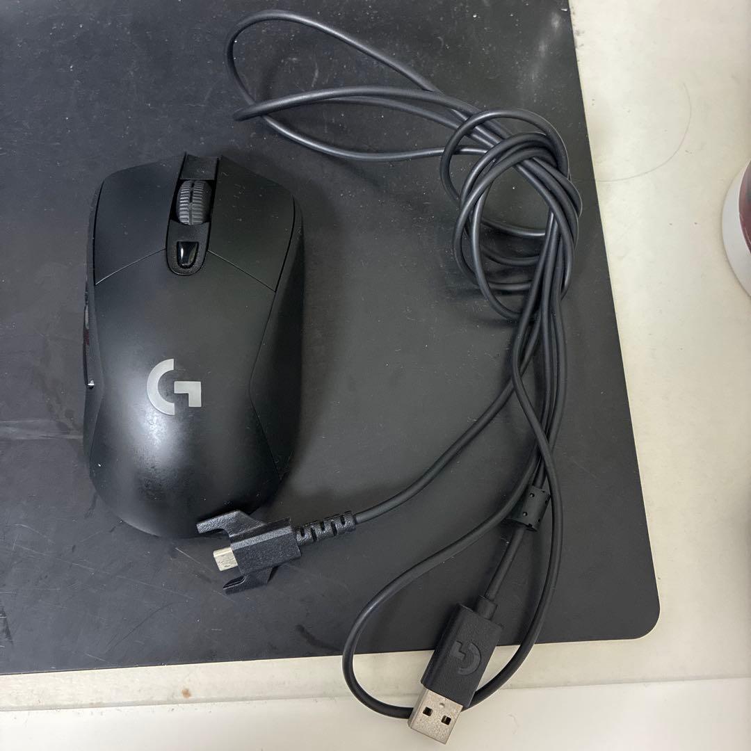 ELECOM V2 ゲーミングキーボード&ロジクール　ゲーミングマウス
