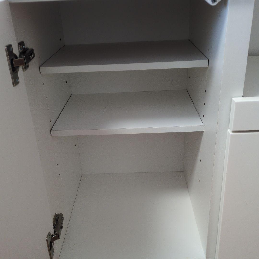 プロフ必読　食器棚