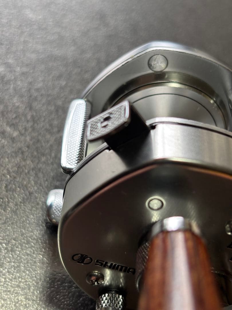Shimano Bantam 100 ベイトリール
