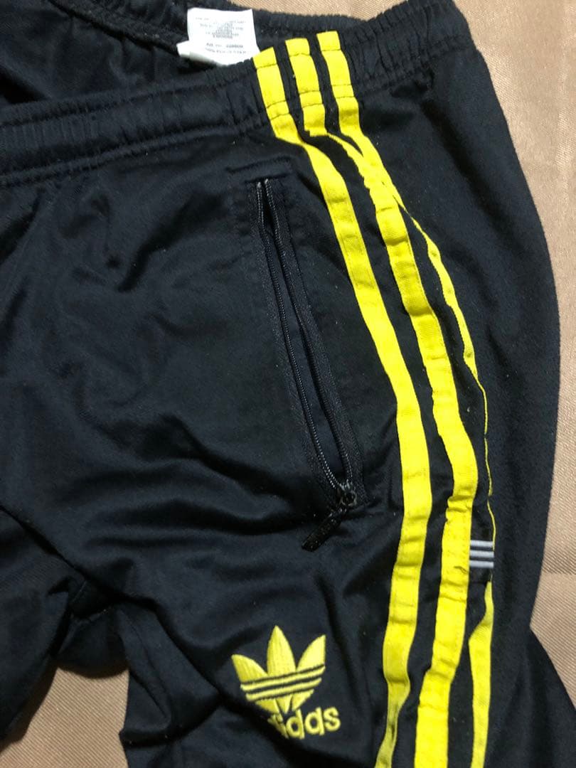 adidas トラックパンツ　ジャージー　万国旗タグ　サイズXL