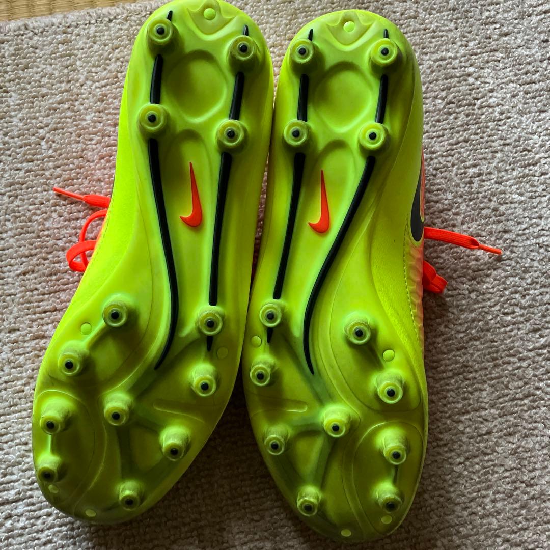 Nike マジスタ オレンジ/イエロー