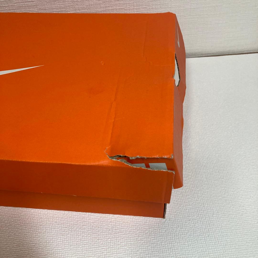 27 NIKE ナイキ TIEMPO ティエンポ　レジェンド8アカデミーTF