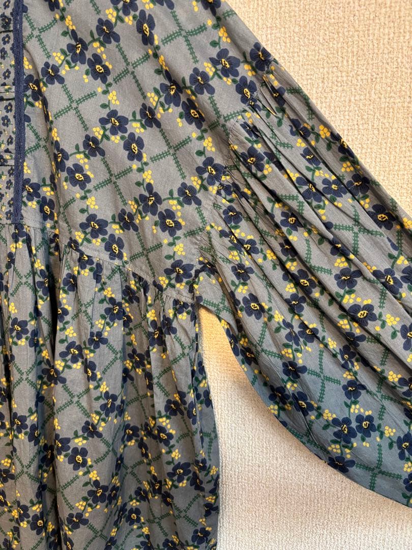 【新品タグ付き】marble sud マーブルシュッド　花柄ブラウス