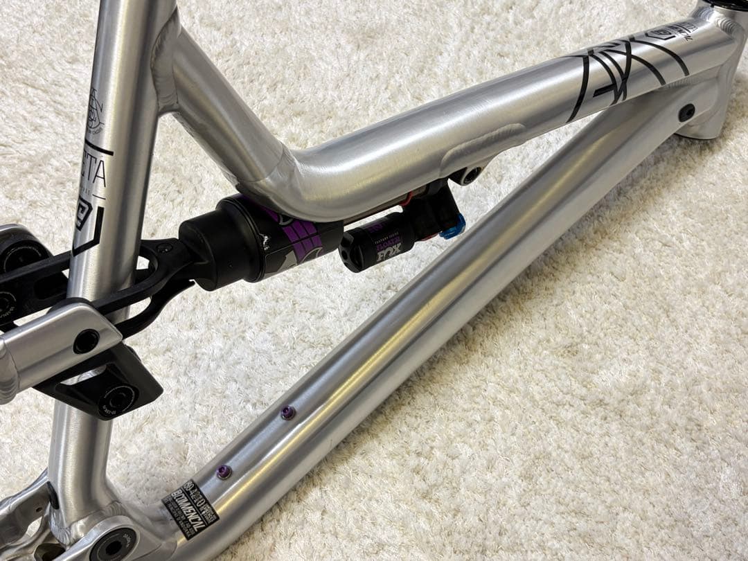 Commencal  AM V4.2 コメンサル 27.5 650B