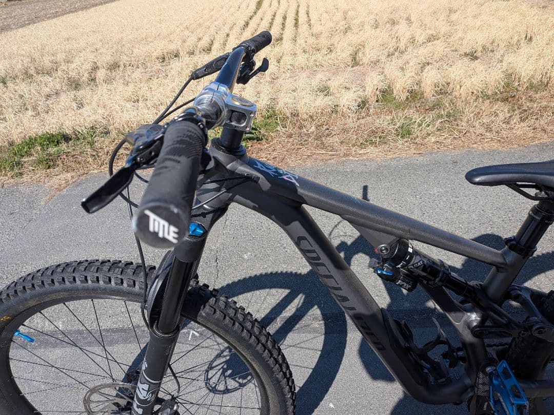 自転車本体 StumpjumperEVOCompAlloy2023 S2