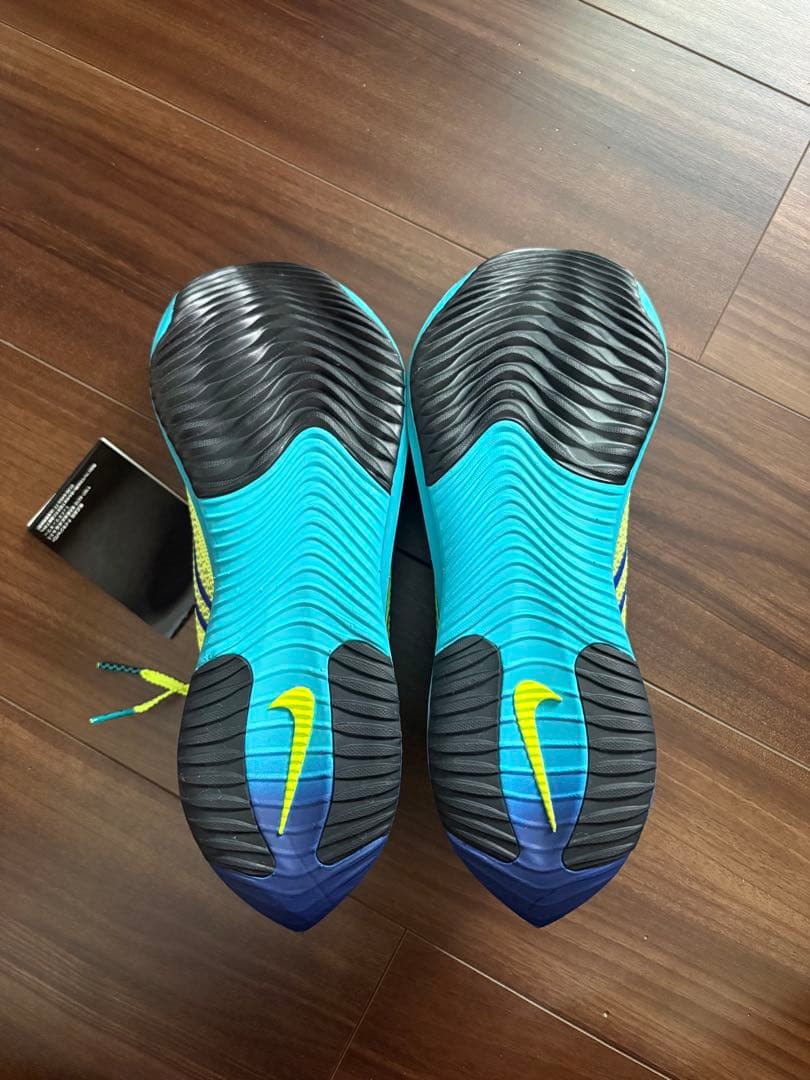 NIKE ストリークフライ 26.5 新品未使用 蛍光イエロー