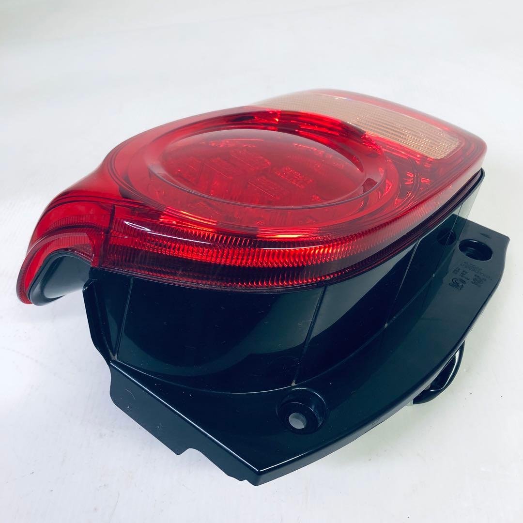 【即納】ムーヴキャンバス　右　テール　TOKAIDENSO　20521R　キズ有