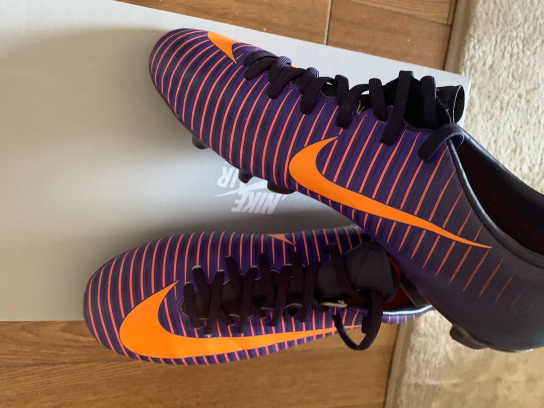 NIKEマーキュリアル