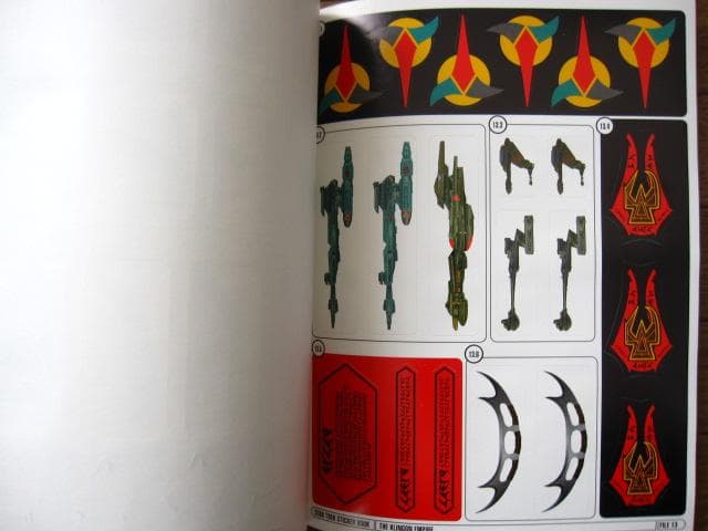The Star Trek Sticker Book　スター・トレック