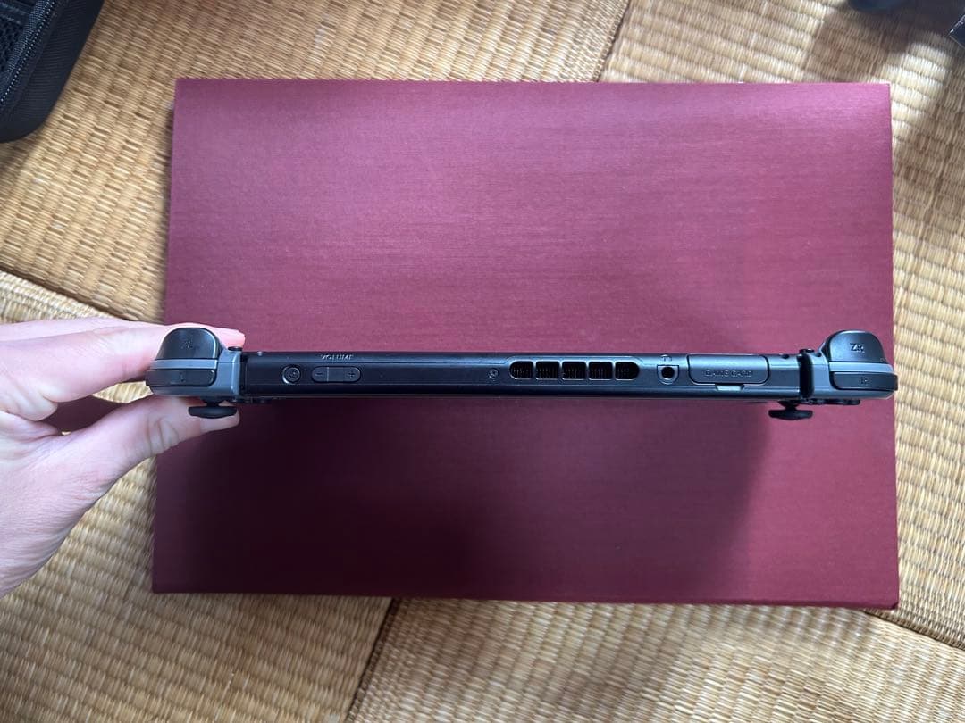 箱付きNintendo Switch本体+付属品ケースmicroSDコントローラ