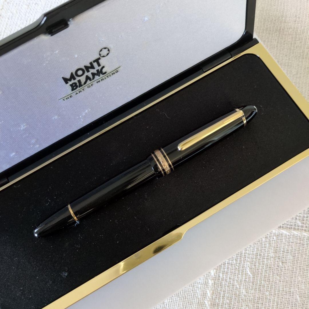d*7様 Montblanc ブラック 万年筆 専用ケース付き