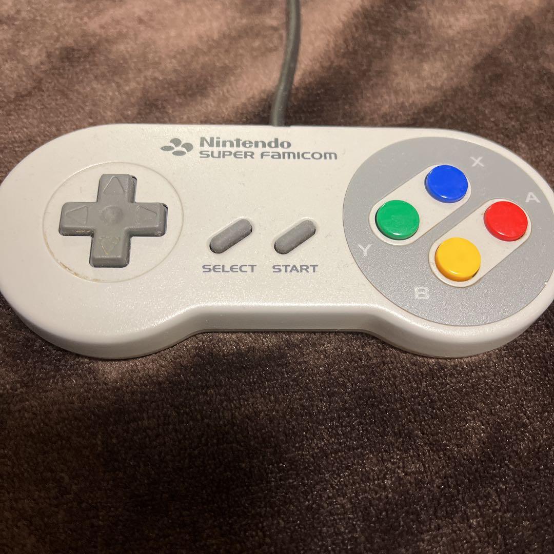 Nintendo スーパーファミコン　コントローラー付き