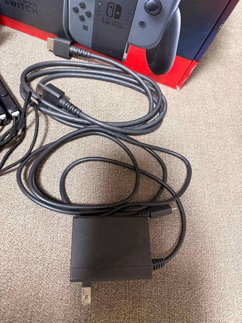 【大人気】Nintendo Switch 本体　美品 動作確認済み