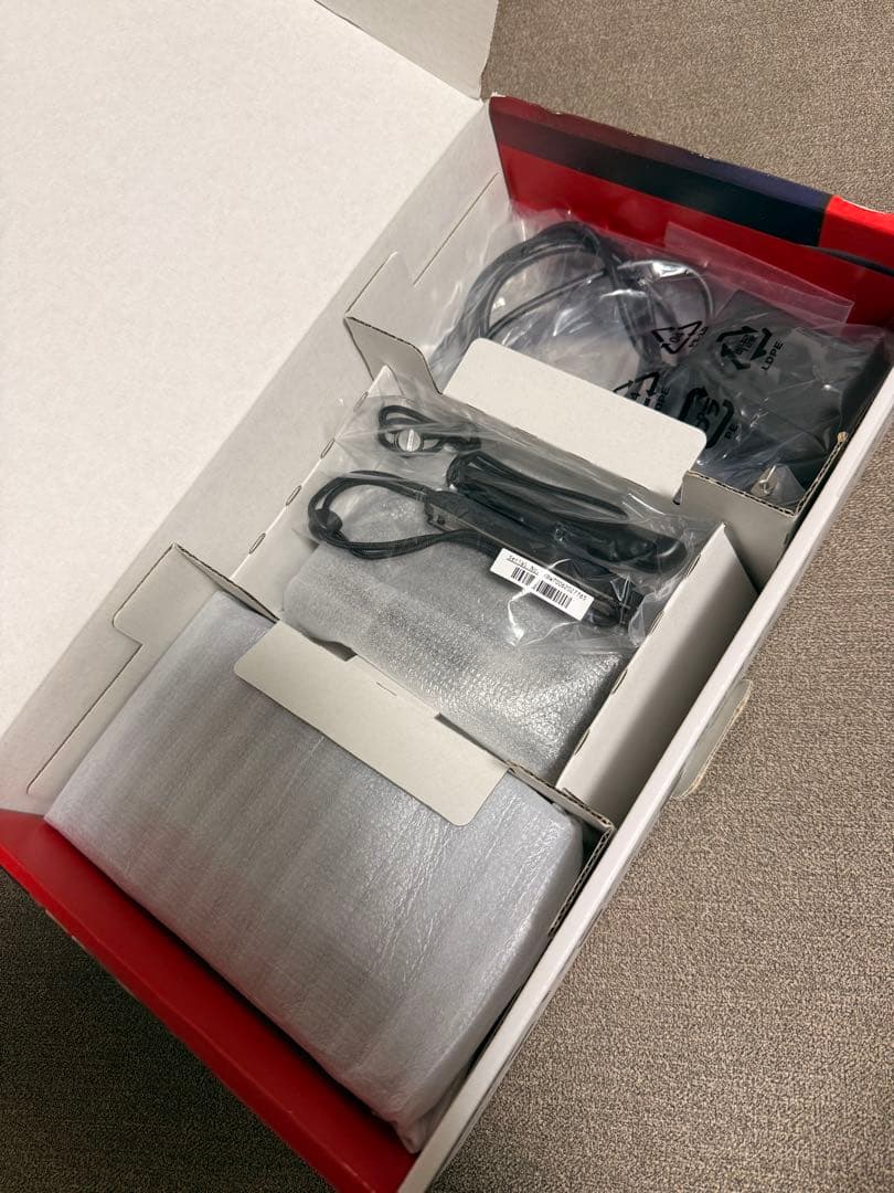 【大人気】Nintendo Switch 本体　美品 動作確認済み