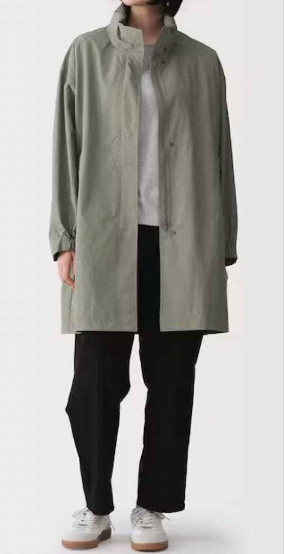 無印良品　撥水UVカットフードがしまえるロングコート　スモーキーグリーン.XL