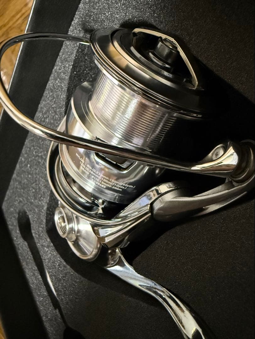 ダイワ イグジスト PC LT3000-XH リール DAIWA EXIST