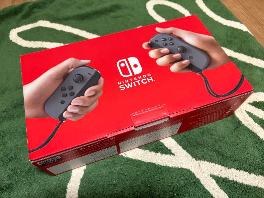 【美品】Nintendo Switch 本体（グレー） 保護フィルム/ケース付き