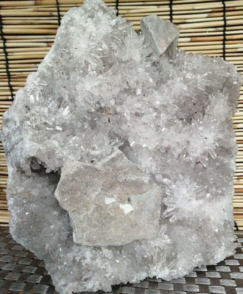 水晶クラスター【2.5kg】t- 298