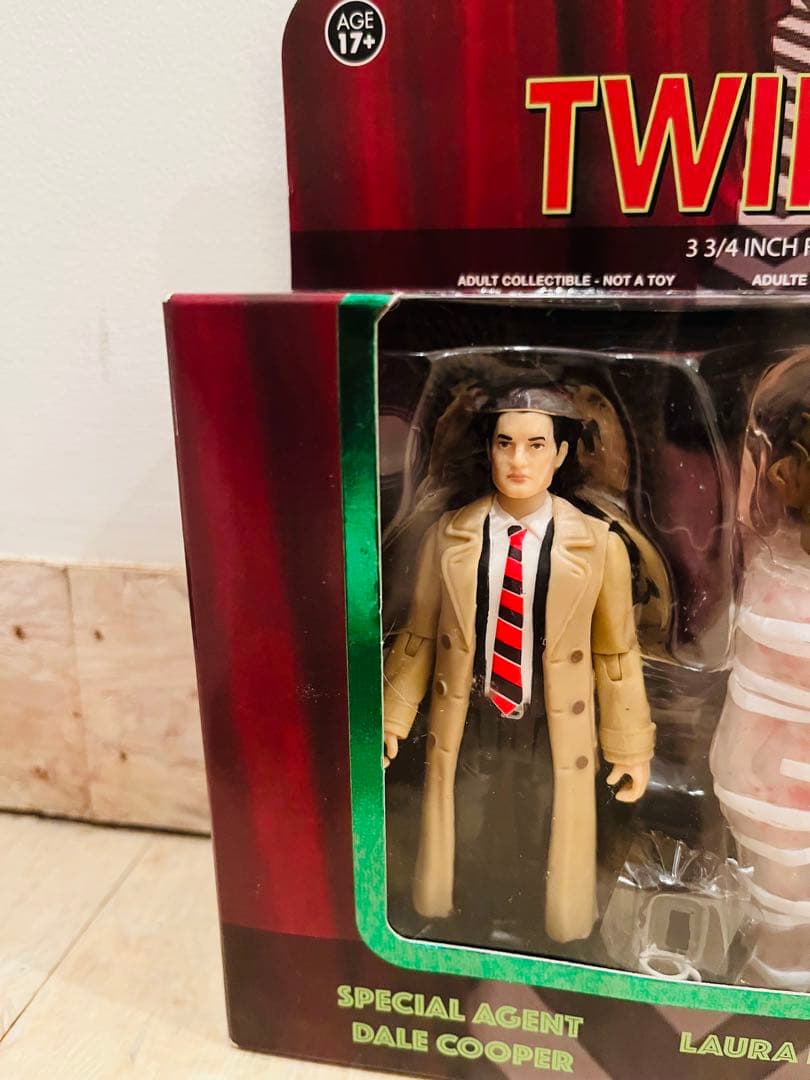 『TWIN PEAKS ツイン・ピークス』DAVID LYNCH フィギュア