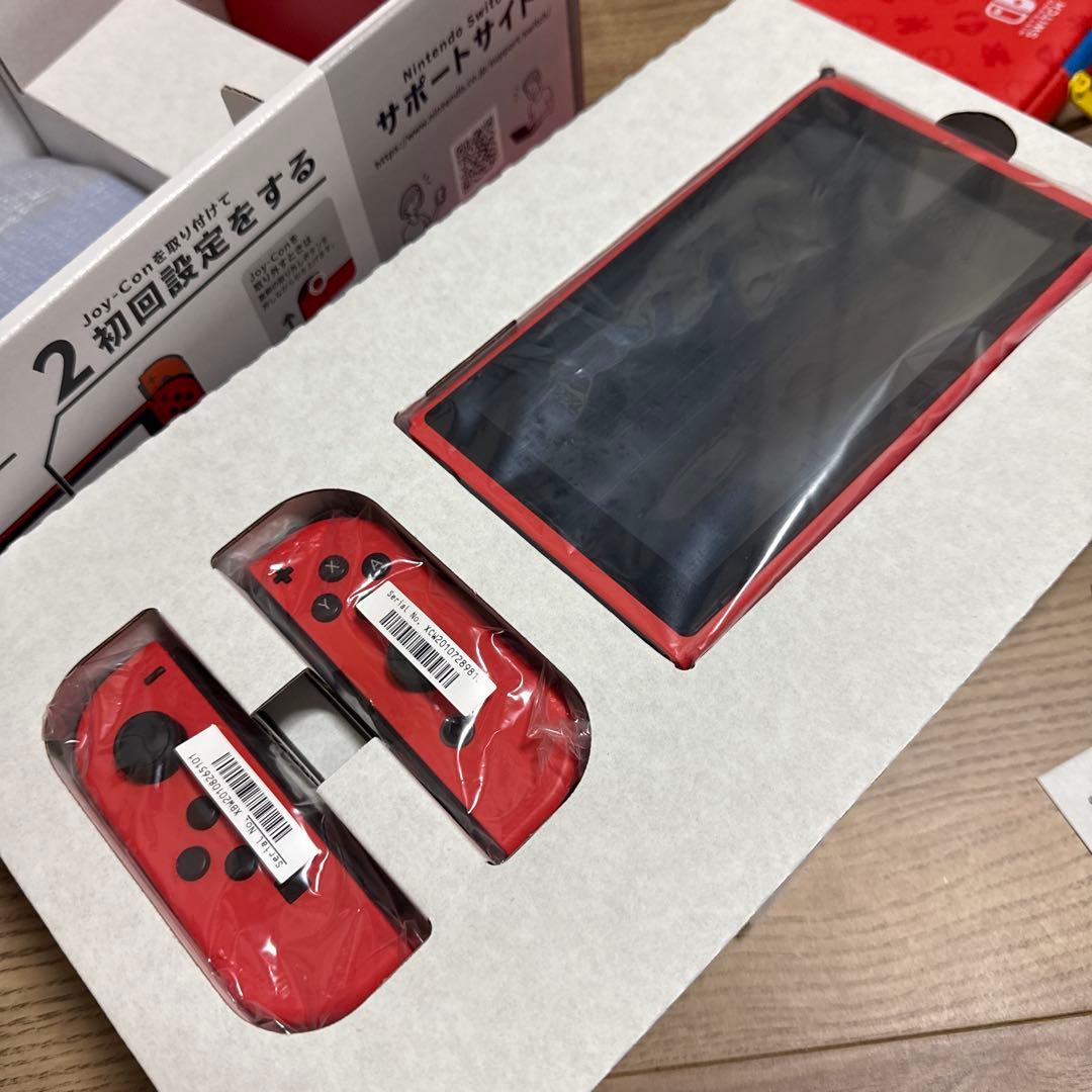 Nintendo Switch マリオレッド 本体 ケース付き 外箱 おまけ付き