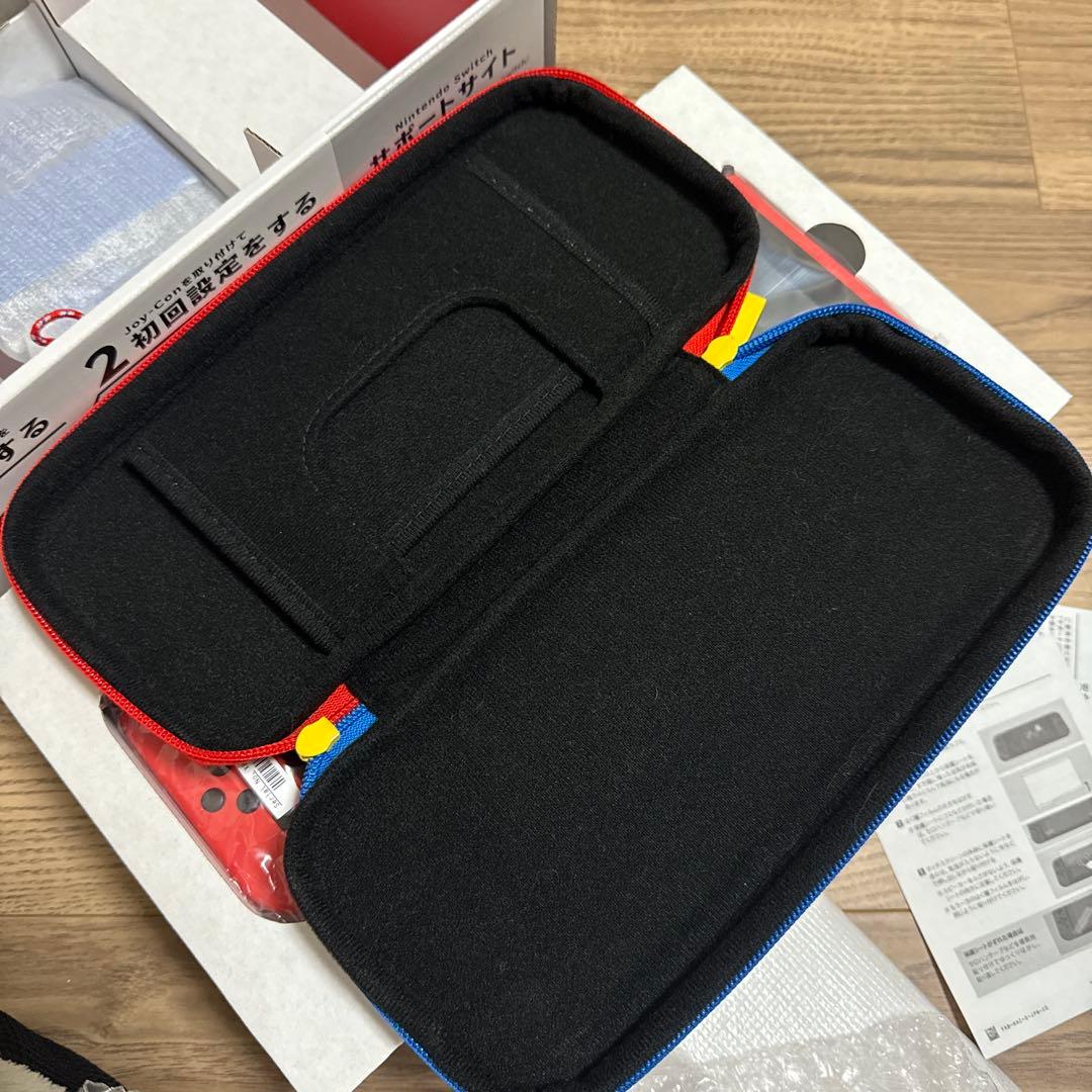 Nintendo Switch マリオレッド 本体 ケース付き 外箱 おまけ付き