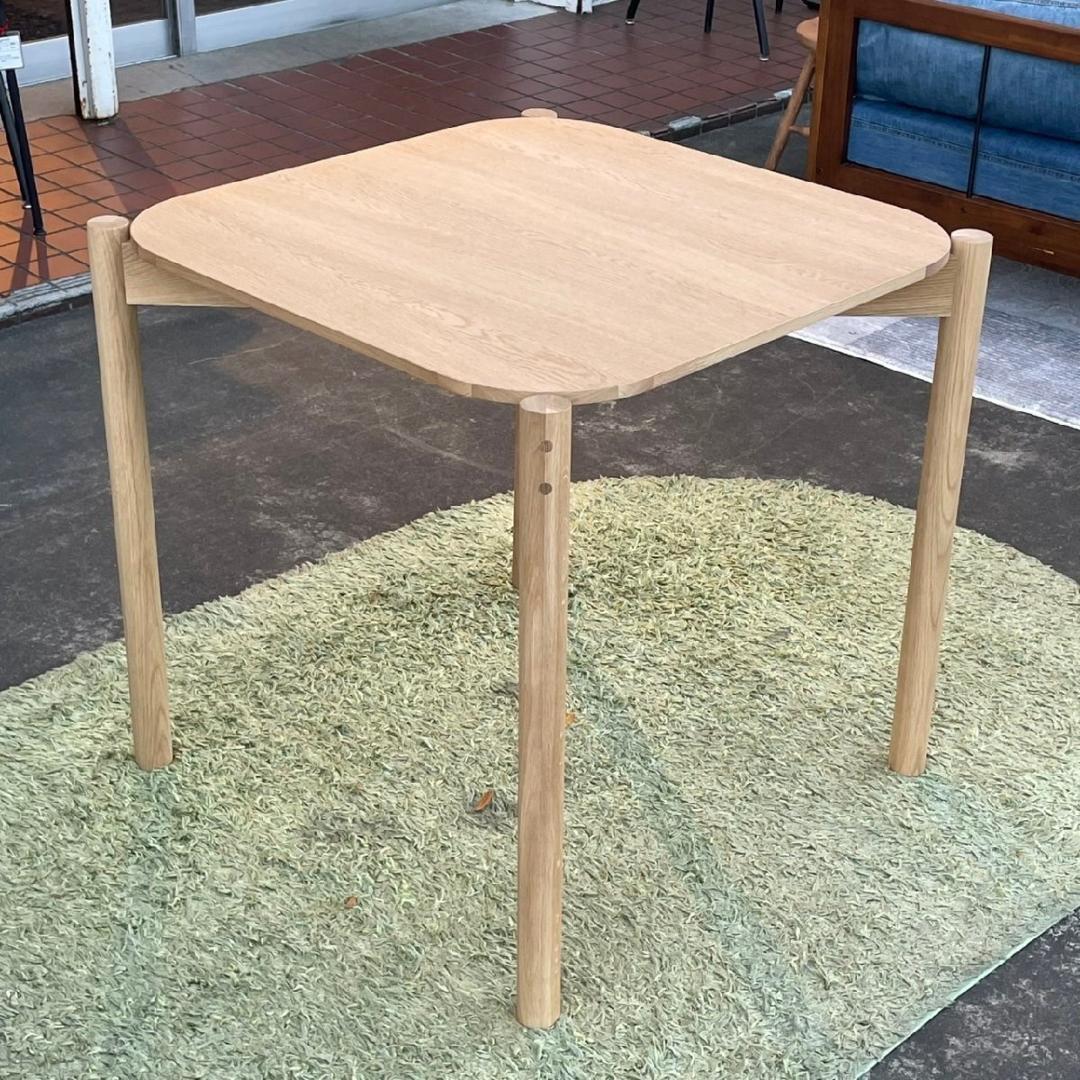 カリモクニュースタンダード CASTOR TABLE 北欧 モダン シンプル