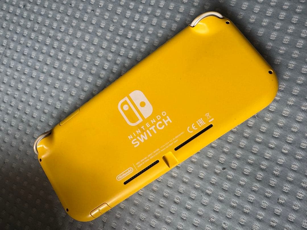 【ジャンク品】NintendoSwitchLiteイエロー本体SDカード付